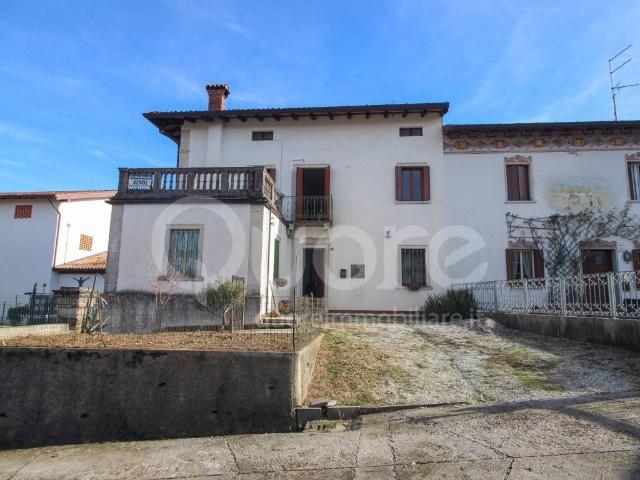 Villa Schiera in vendita a Cassacco, Friuli-Venezia Giulia