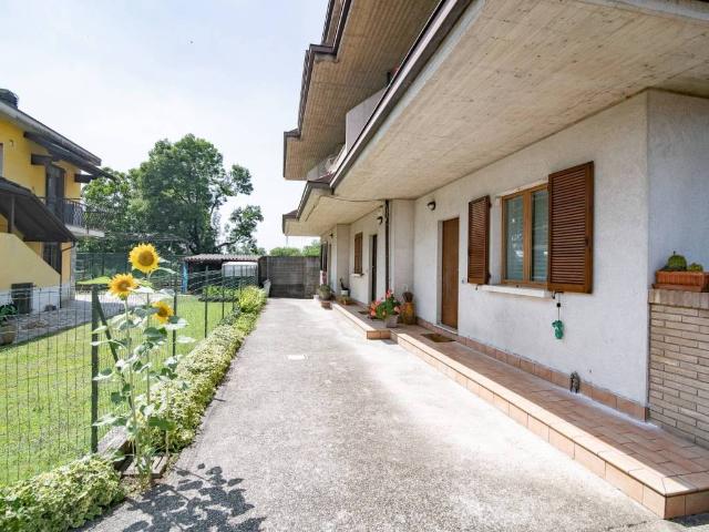 Villa Schiera in vendita a Cassano D'adda, Lombardia