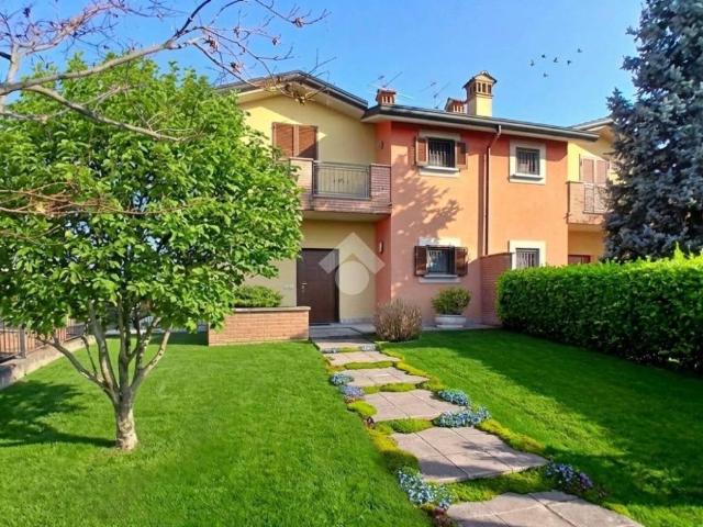 Villa Schiera in vendita a Cassano D'adda, Lombardia
