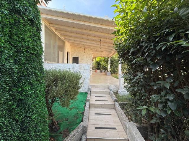 Villa Schiera in vendita a Puglia, Bari
