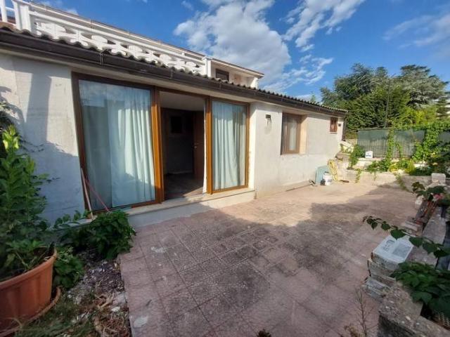 Villa Schiera in vendita a Puglia, Bari