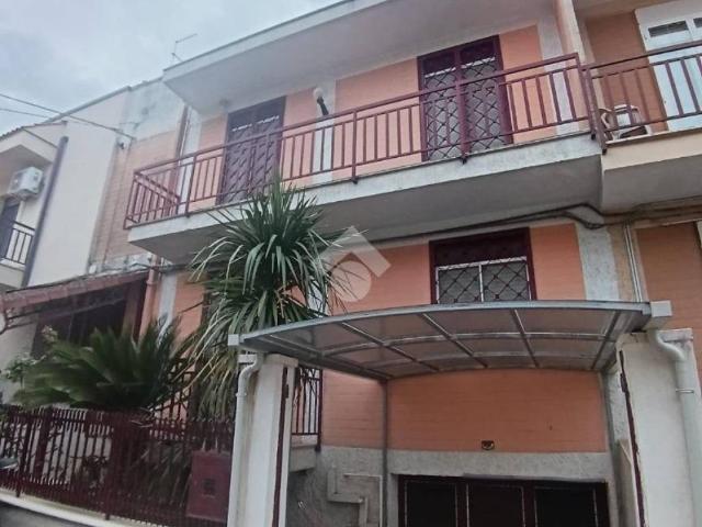 Villa Schiera in vendita a Puglia, Bari