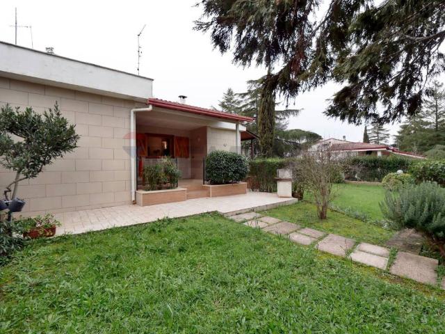 Villa Schiera in vendita a Puglia, Bari