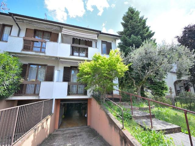 Villa Schiera in vendita a Cassinetta Di Lugagnano, Lombardia