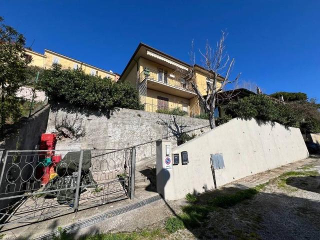 Villa Schiera in vendita a Bolgheri, Toscana