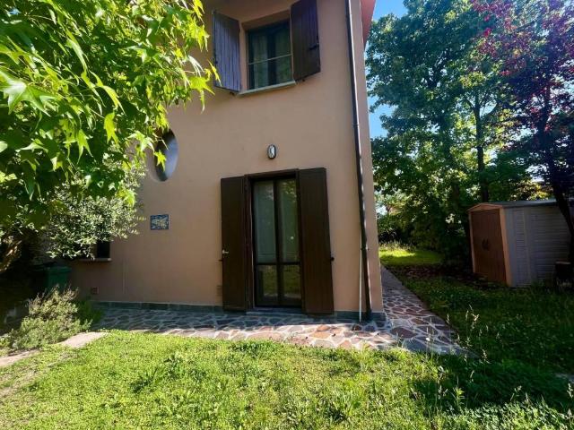 Villa Schiera in vendita a Nuovo Circondario Imolese, Castel Guelfo Di Bologna