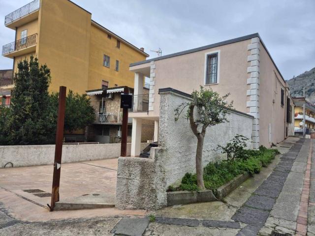 Villa Schiera in vendita a Castel San Giorgio, Campania