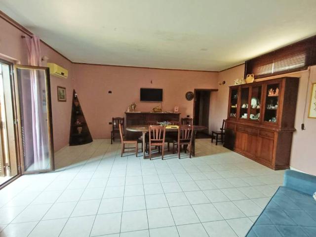 Villa Schiera in vendita a Baia Verde, Castel Volturno