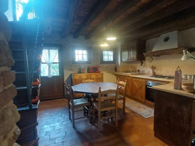 Villa Schiera in vendita a Castelcucco, Treviso
