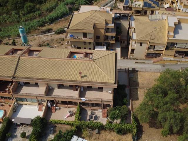 Villa Schiera in vendita a Casteldaccia, Sicilia