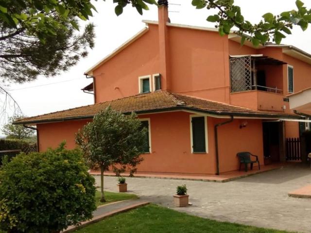 Villa Schiera in vendita a Castelfranco di Sotto, Pisa