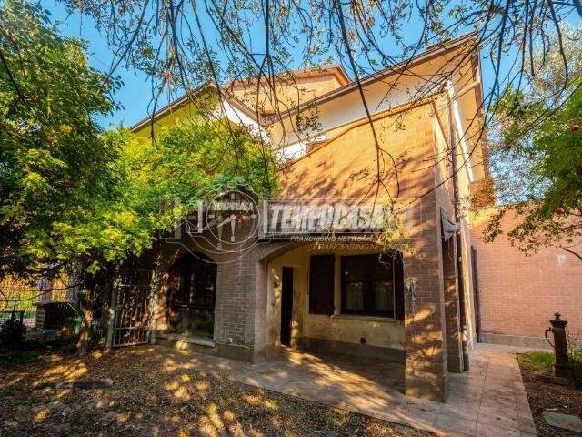 Villa Schiera in vendita a Unione dei comuni del Sorbara, Castelfranco Emilia