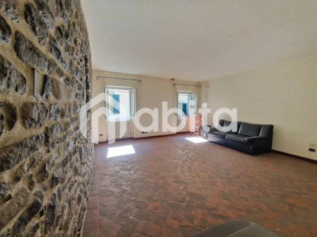 Villa Schiera in vendita a Castelfranco Piandiscò, Toscana