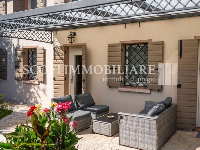 Villa Schiera in vendita a Castelfranco Veneto, Veneto