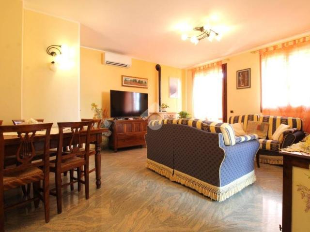 Villa Schiera in vendita a Tresinaro - Secchia, Re