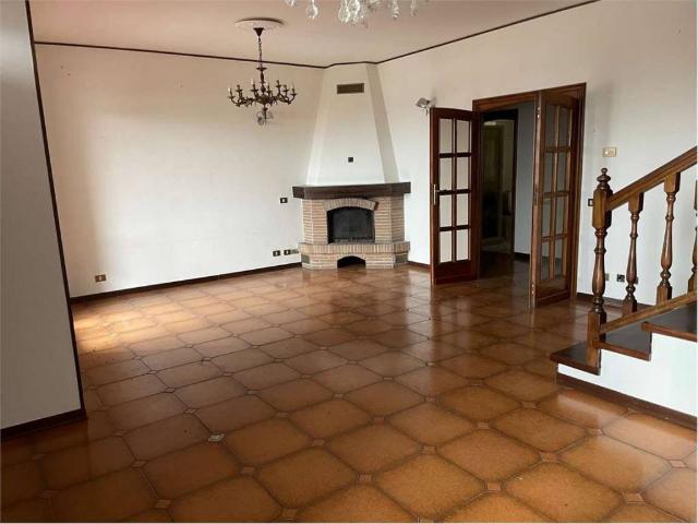 Villa Schiera in vendita a Tresinaro - Secchia, Re