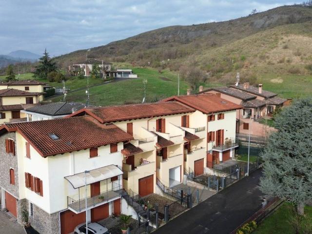 Villa Schiera in vendita a Tresinaro - Secchia, Re