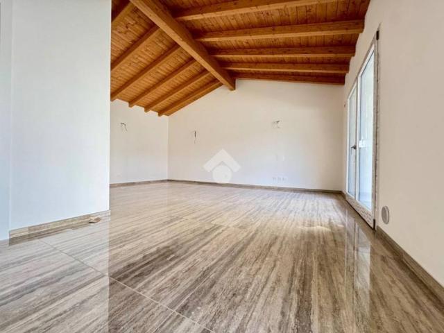 Villa Schiera in vendita a Castelleone, Lombardia