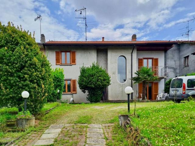 Villa Schiera in vendita a Piemonte, Novara