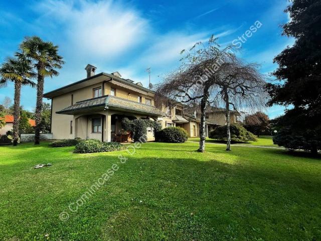 Villa Schiera in vendita a Piemonte, Novara