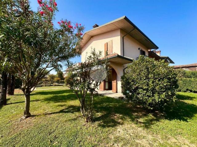 Villa Schiera in vendita a Quintano, Castelli Calepio