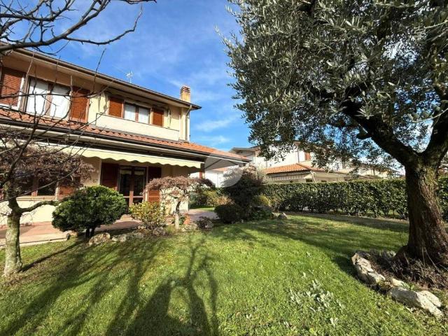 Villa Schiera in vendita a Quintano, Castelli Calepio