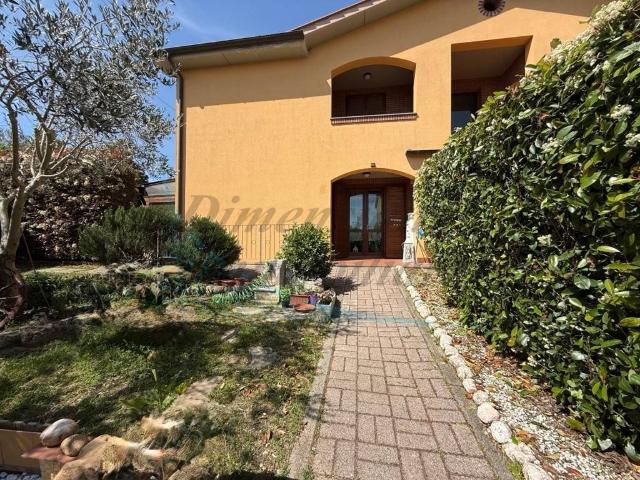 Villa Schiera in vendita a Le Conche, Castellina Marittima
