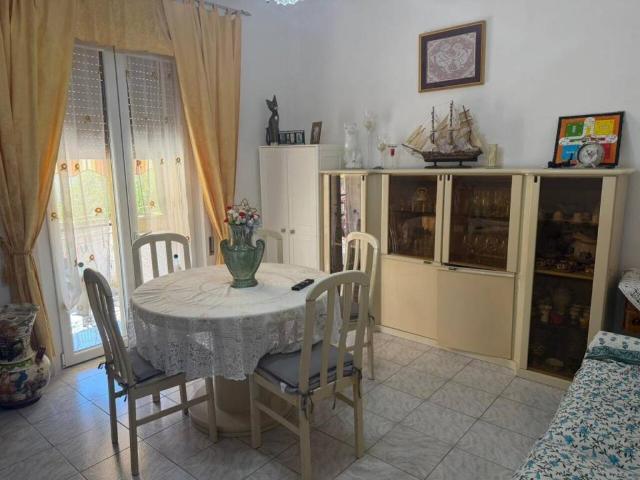 Villa Schiera in vendita a Castelnuovo Magra, Liguria