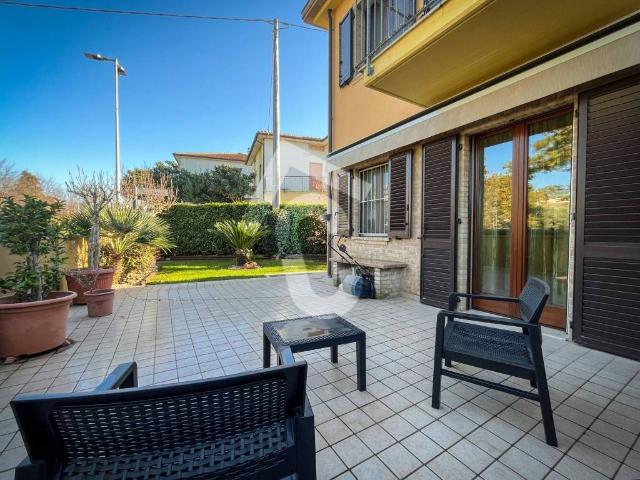 Villa Schiera in vendita a Marche, Ancona