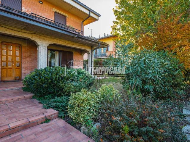 Villa Schiera in vendita a Unione di comuni Terre di Castelli, Castelvetro Di Modena