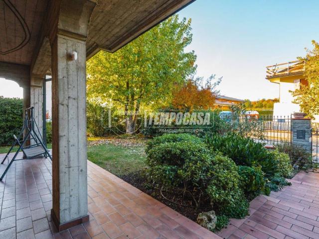 Villa Schiera in vendita a Unione di comuni Terre di Castelli, Castelvetro Di Modena