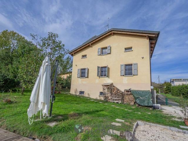 Villa Schiera in vendita a Unione di comuni Terre di Castelli, Castelvetro Di Modena