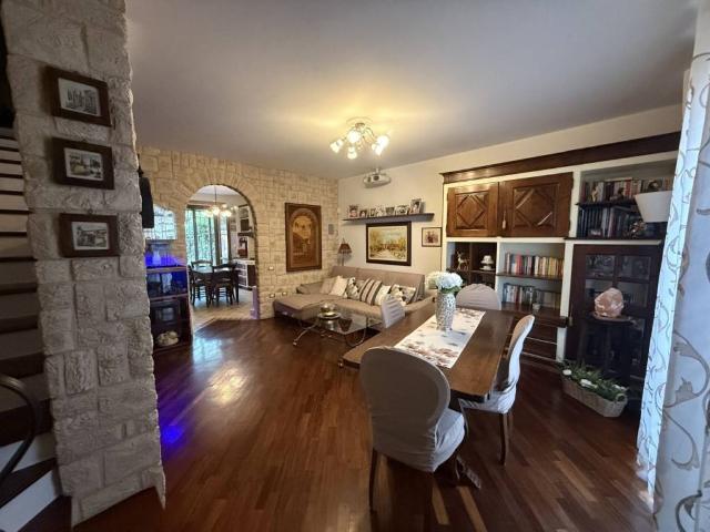 Villa Schiera in vendita a Mezzano Chitantolo, Castelvetro Piacentino