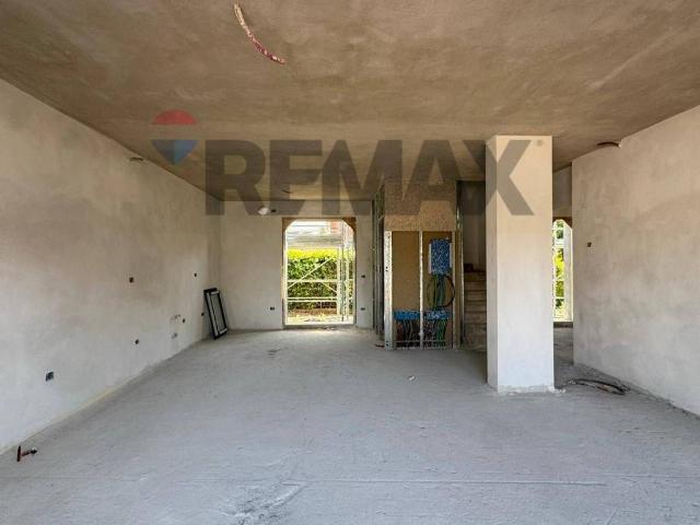 Villa Schiera in vendita a Zona Est, Brescia