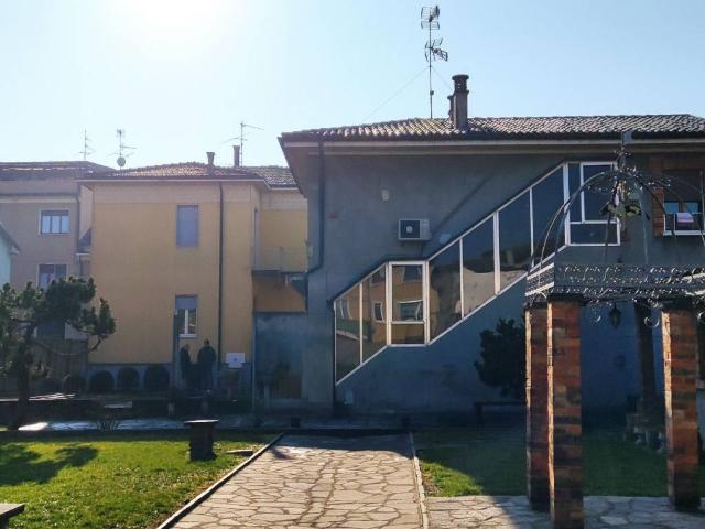 Villa Schiera in vendita a Castiglione D'adda, Lombardia