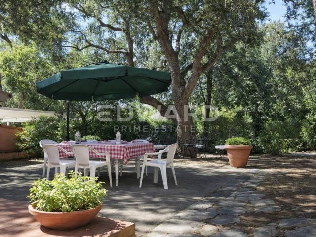 Villa Schiera in vendita a Punta Ala, Castiglione della Pescaia