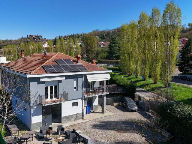 Villa Indipendente in vendita a Castiglione Torinese, Piemonte