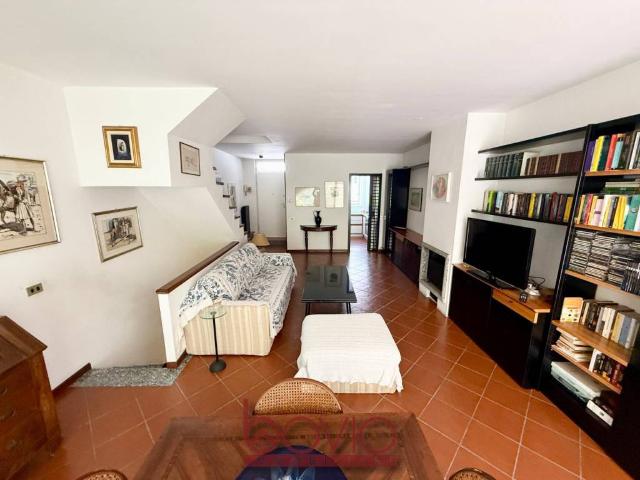 Villa Schiera in vendita a Castiglione Torinese, Piemonte