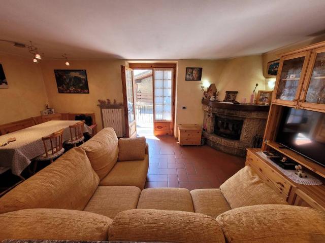 Villa Schiera in vendita a Dorga, Castione Della Presolana