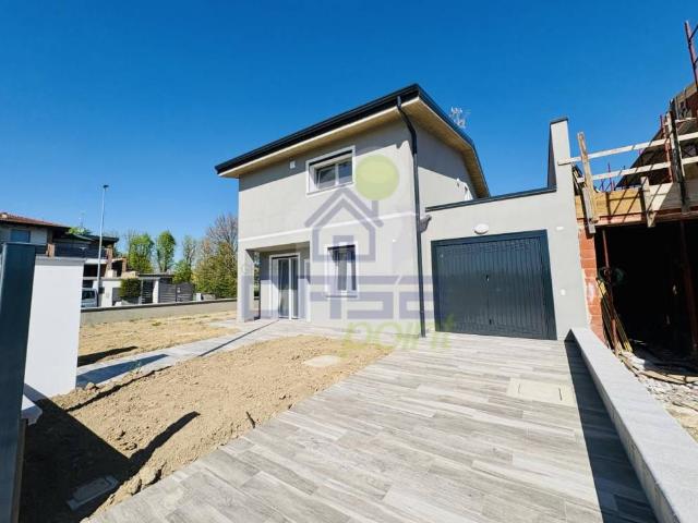 Villa Schiera in vendita a Castiraga Vidardo, Lombardia