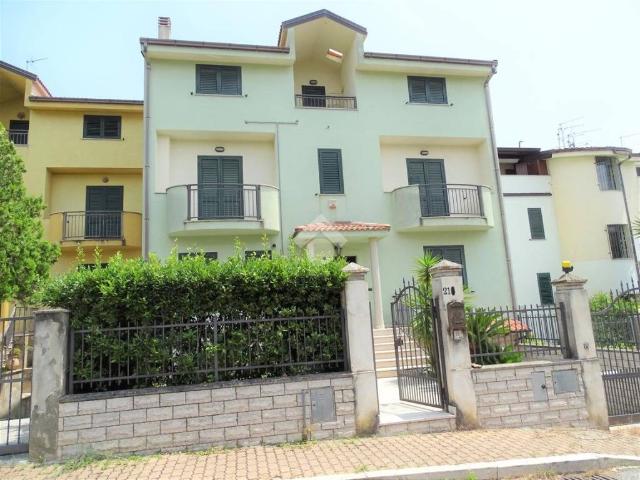 Villa Schiera in vendita a Calabria, Cosenza