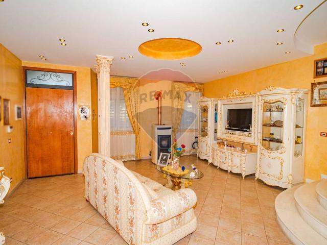 Villa Schiera in vendita a San Giorgio-Librino-San Giuseppe la Rena-Zia Lisa-Villaggio Sant'Agata, Catania