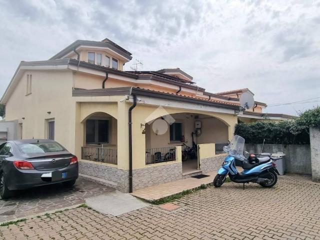 Villa Schiera in vendita a Calabria, Catanzaro