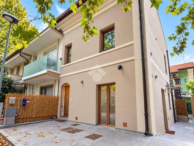 Villa Schiera in vendita a Cattolica, Rimini