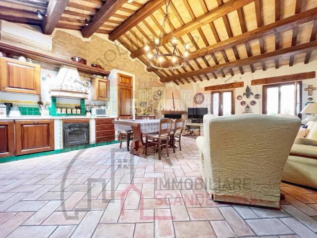 Villa Schiera in vendita a Cattolica, Reggio Emilia