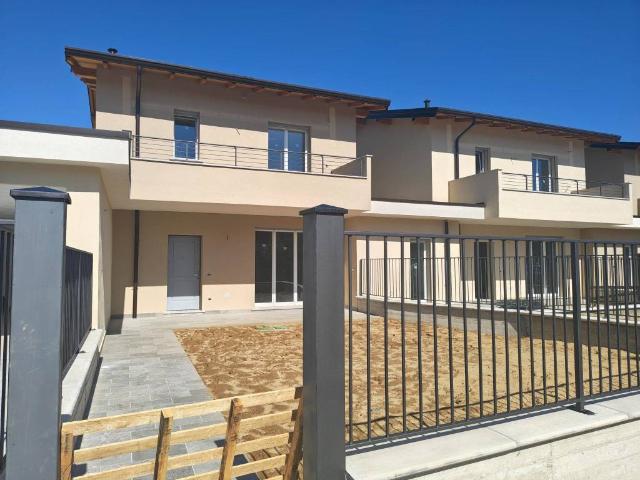 Villa Schiera in vendita a Cava Manara, Lombardia