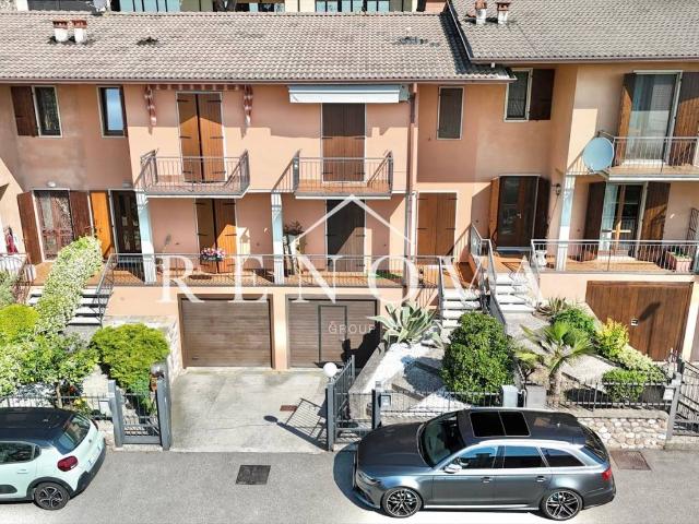 Villa Schiera in vendita a Cavaion Veronese, Veneto