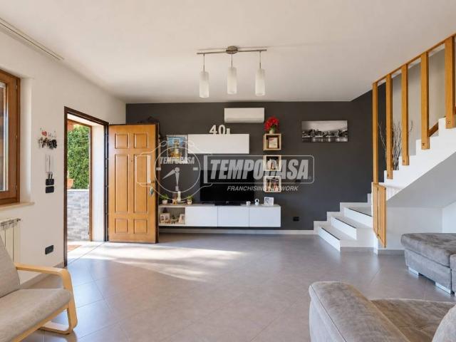 Villa Schiera in vendita a Cavallino, Lecce