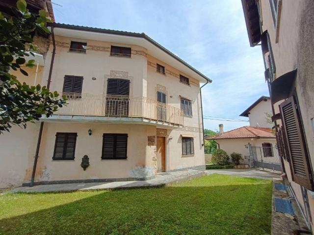 Villa Indipendente in vendita a Piemonte, Novara