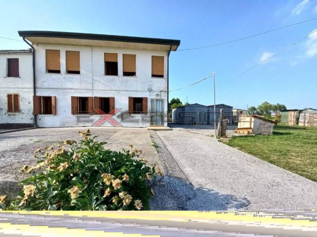 Villa Schiera in vendita a Cavarzere, Veneto